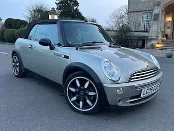 Used MINI Convertible 2008 for sale - 77819631: Photo