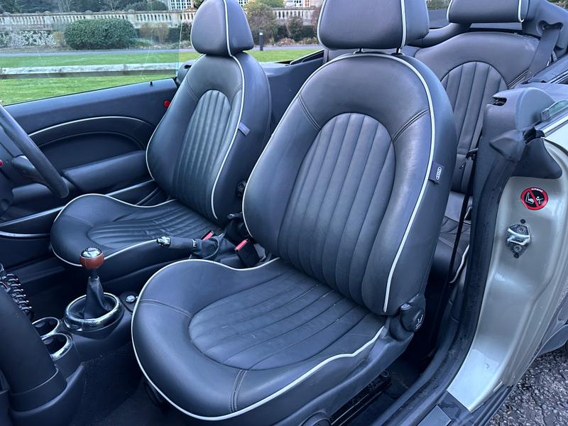 Used MINI Convertible 2008 for sale - 77785396: Photo 14