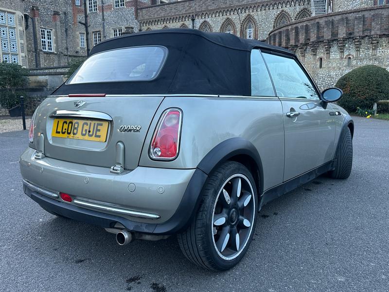 Used MINI Convertible 2008 for sale - 77785396: Photo 5