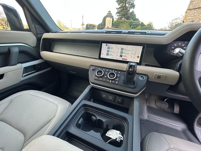 Used Land Rover Defender 2021 for sale - 78090509: Photo 14