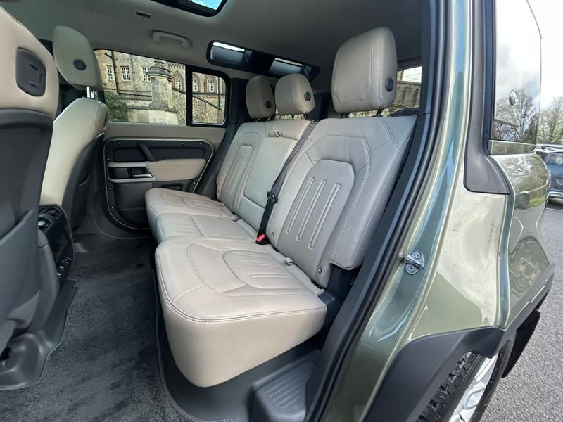 Used Land Rover Defender 2021 for sale - 78090509: Photo 18