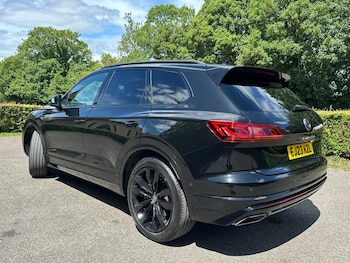 Used Volkswagen Touareg undefined for sale - 79021557: Photo