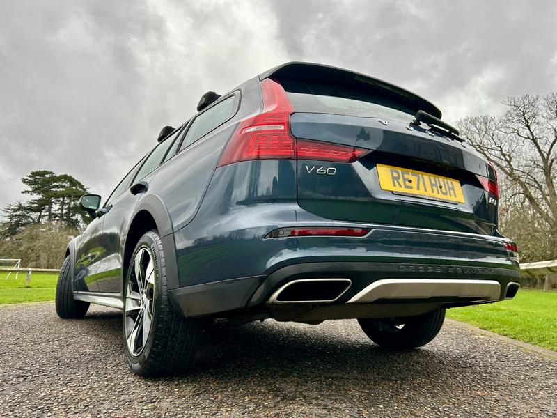 Used Volvo V60 Cross Country 2021 for sale - 76862402: Photo 19