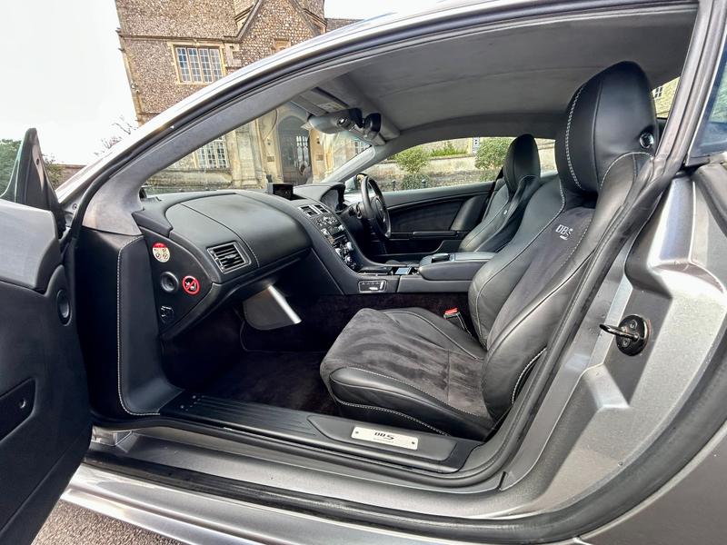 Used Aston Martin DBS 2012 for sale - 78055678: Photo 13