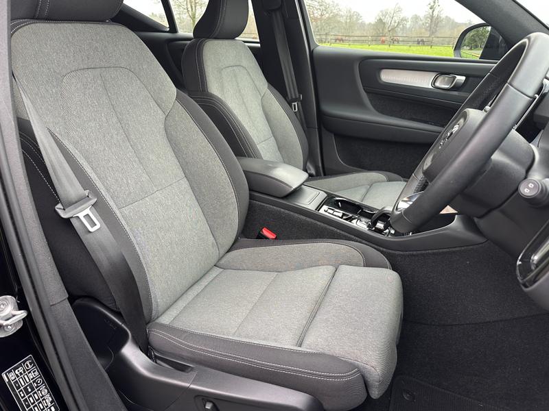 Used Volvo XC40 2023 for sale - 77006091: Photo 17