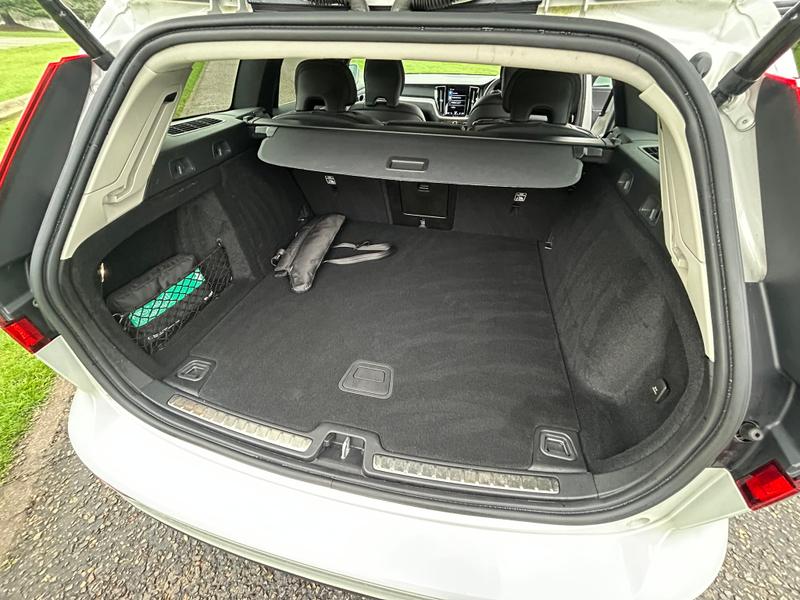 Used Volvo V60 2021 for sale - 77025893: Photo 14