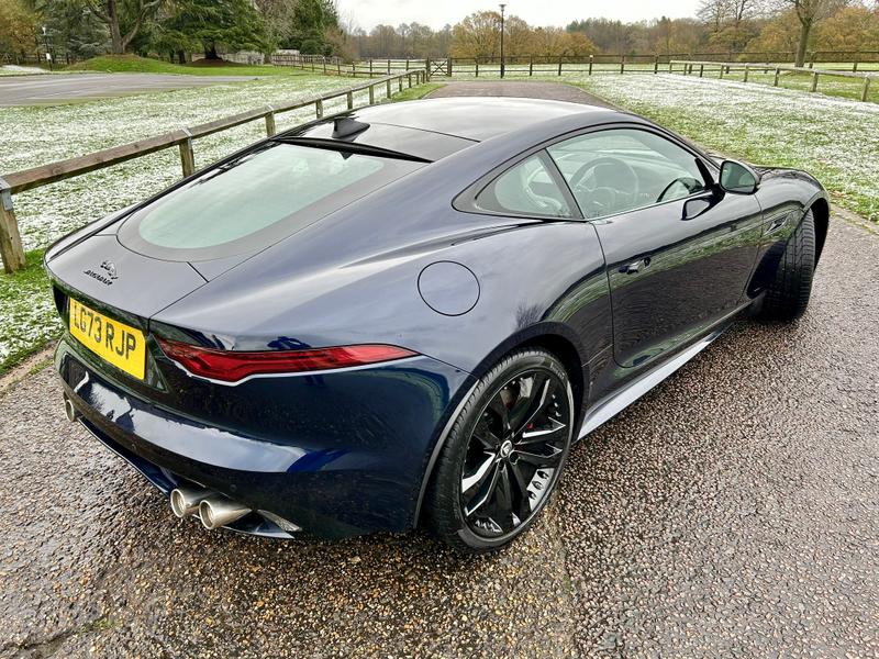 Used Jaguar F-Type 2023 for sale - 76621528: Photo 12