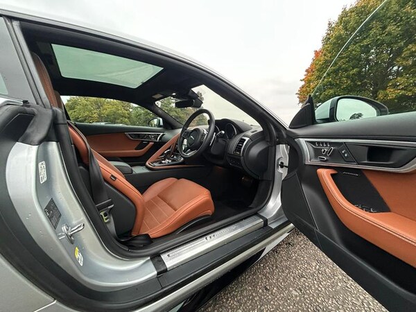 Used Jaguar F-Type 2018 for sale - 76241221: Photo 19