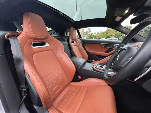 Used Jaguar F-Type 2018 for sale - 76241221: Photo 22