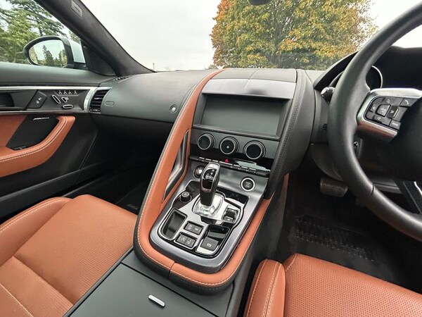 Used Jaguar F-Type 2018 for sale - 76241221: Photo 24