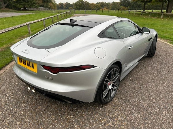 Used Jaguar F-Type 2018 for sale - 76241221: Photo 6