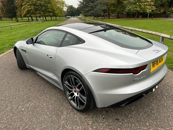 Used Jaguar F-Type 2018 for sale - 76241221: Photo 8