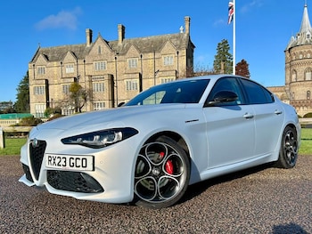Used Alfa Romeo Giulia 2023 for sale - 77431242: Photo