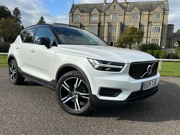 Used Volvo XC40 2021 for sale - 76209463: Photo 4