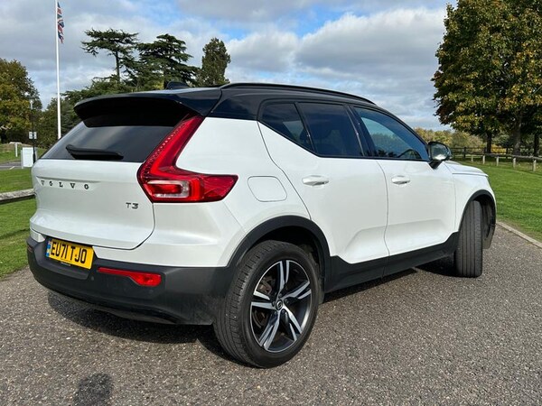 Used Volvo XC40 2021 for sale - 76209463: Photo 6