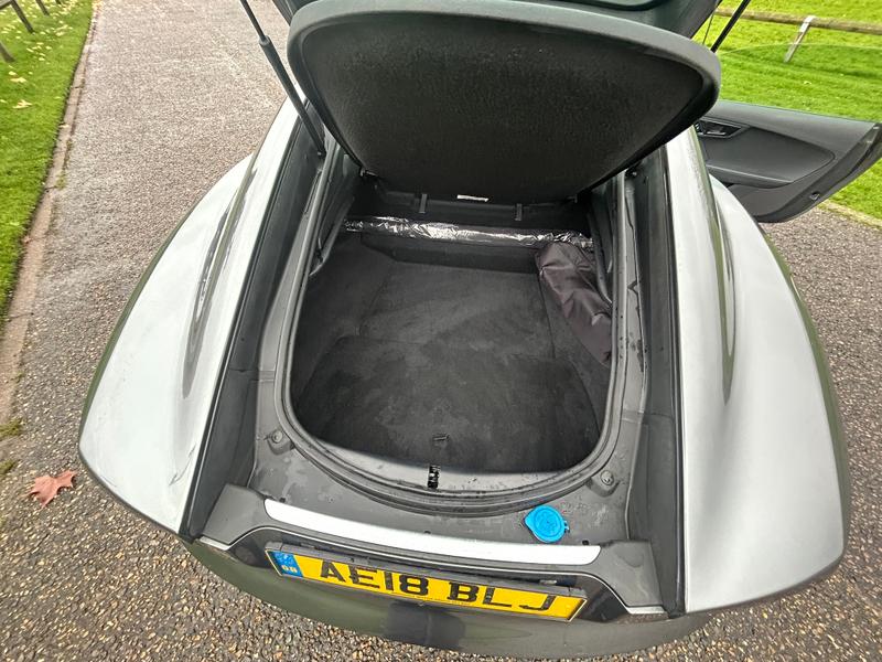 Used Jaguar F-Type 2018 for sale - 76534523: Photo 14