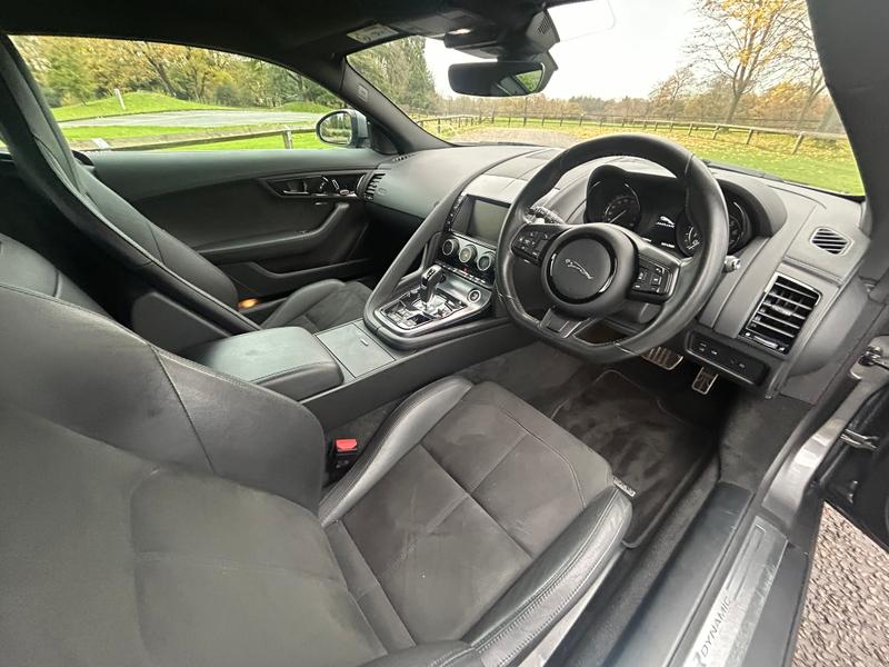Used Jaguar F-Type 2018 for sale - 76534523: Photo 19