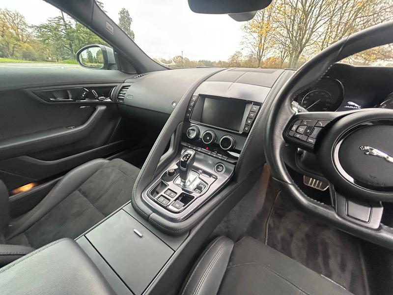Used Jaguar F-Type 2018 for sale - 76534523: Photo 20