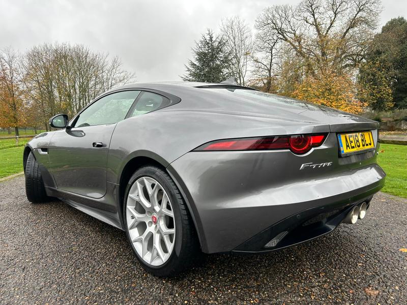 Used Jaguar F-Type 2018 for sale - 76534523: Photo 8