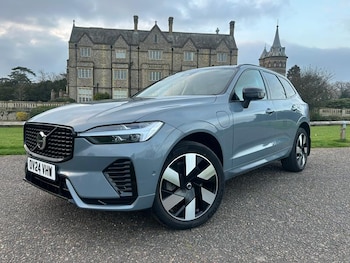 Used Volvo XC60 2024 for sale - 77840849: Photo