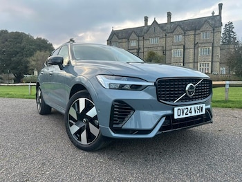 Used Volvo XC60 2024 for sale - 77840849: Photo