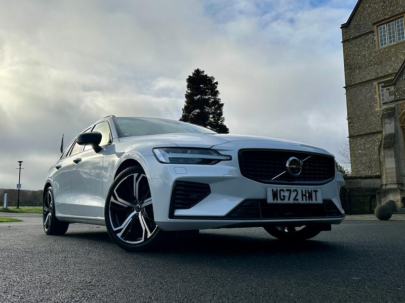 Used Volvo V60 2022 for sale - 76500632: Photo 9