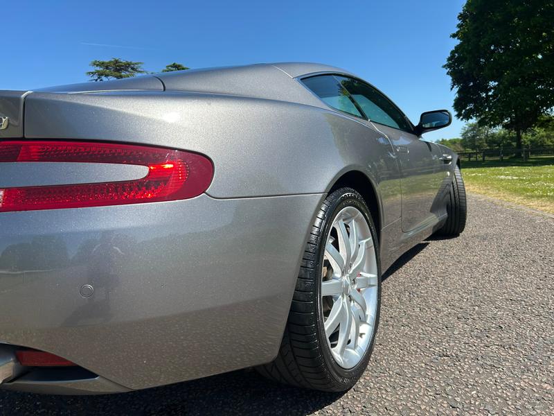 Used Aston Martin DB9 2006 for sale - 75466959: Photo 13