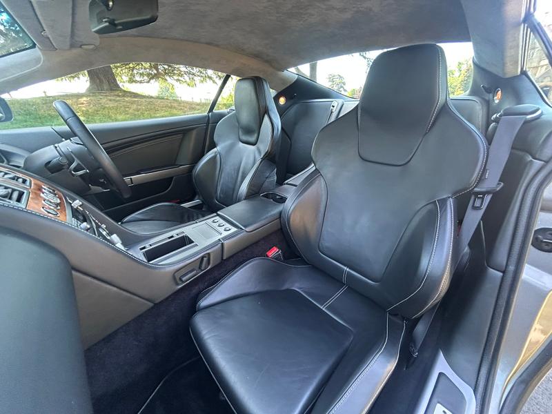 Used Aston Martin DB9 2006 for sale - 75466959: Photo 23