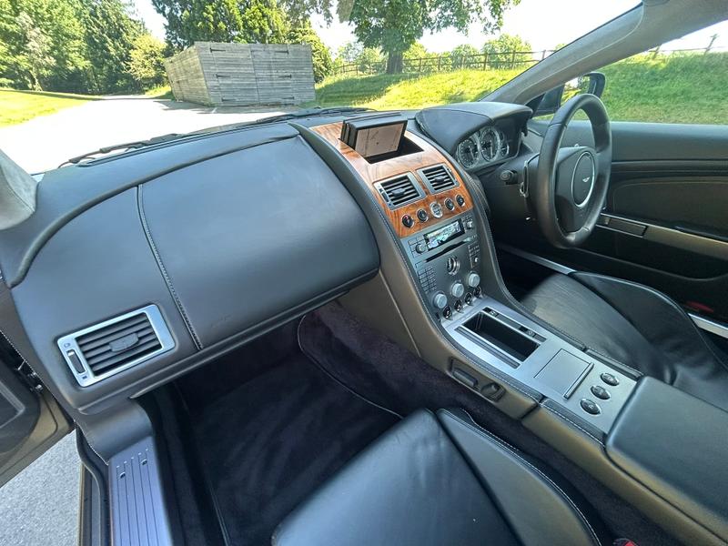 Used Aston Martin DB9 2006 for sale - 75466959: Photo 24