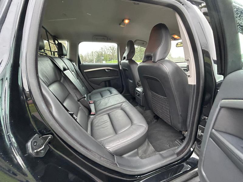 Used Volvo XC70 2011 for sale - 77613622: Photo 24