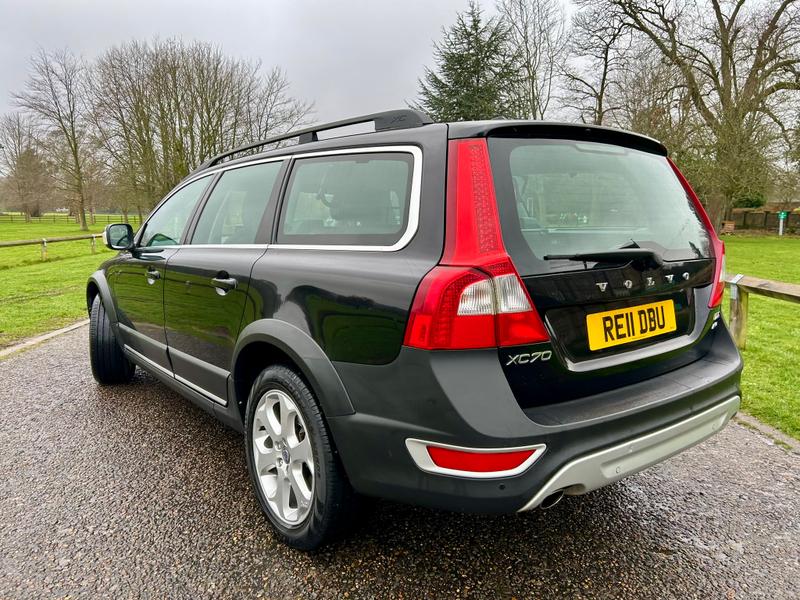 Used Volvo XC70 2011 for sale - 77613622: Photo 8
