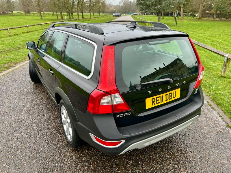 Used Volvo XC70 2011 for sale - 77613622: Photo 9