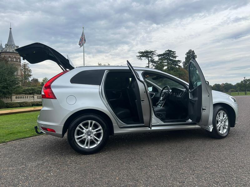 Used Volvo XC60 2015 for sale - 76234819: Photo 11