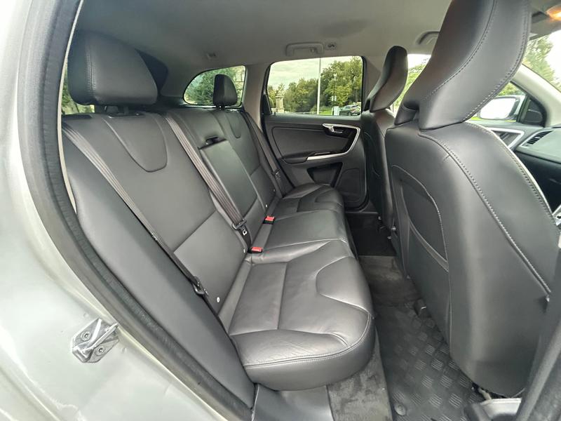 Used Volvo XC60 2015 for sale - 76234819: Photo 15