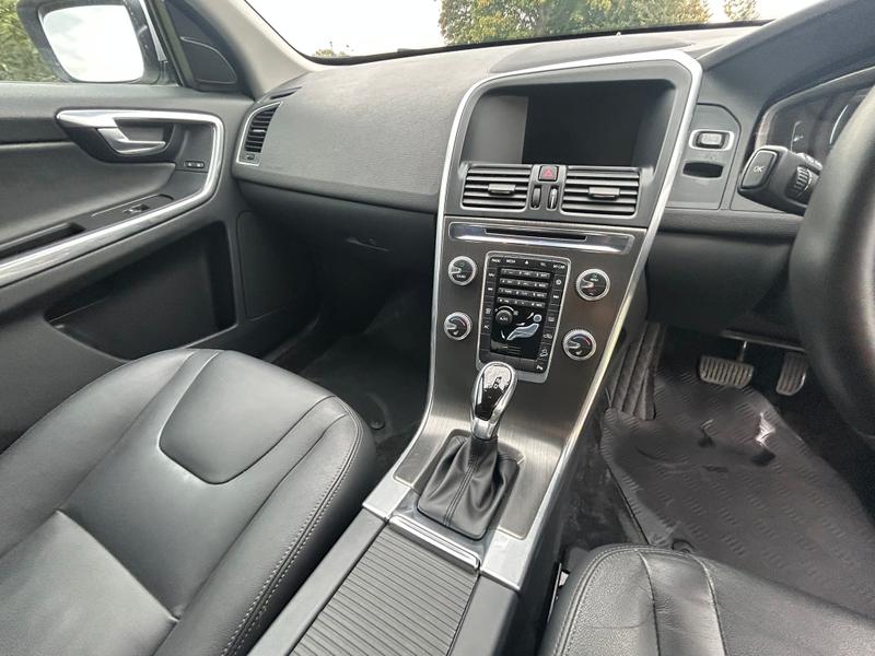 Used Volvo XC60 2015 for sale - 76234819: Photo 22