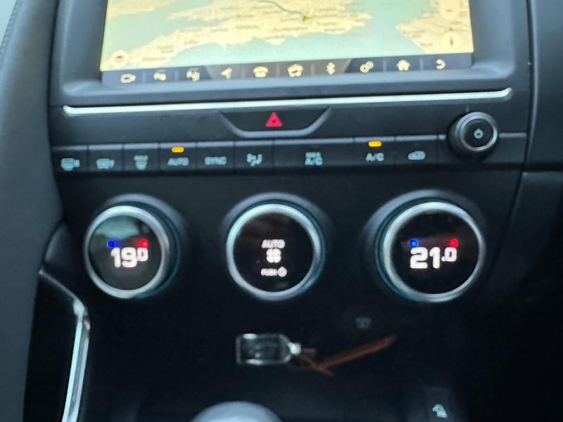 Used Jaguar E-Pace 2018 for sale - 77161118: Photo 24