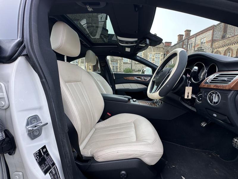 Used Mercedes-Benz CLS 2011 for sale - 77582137: Photo 13