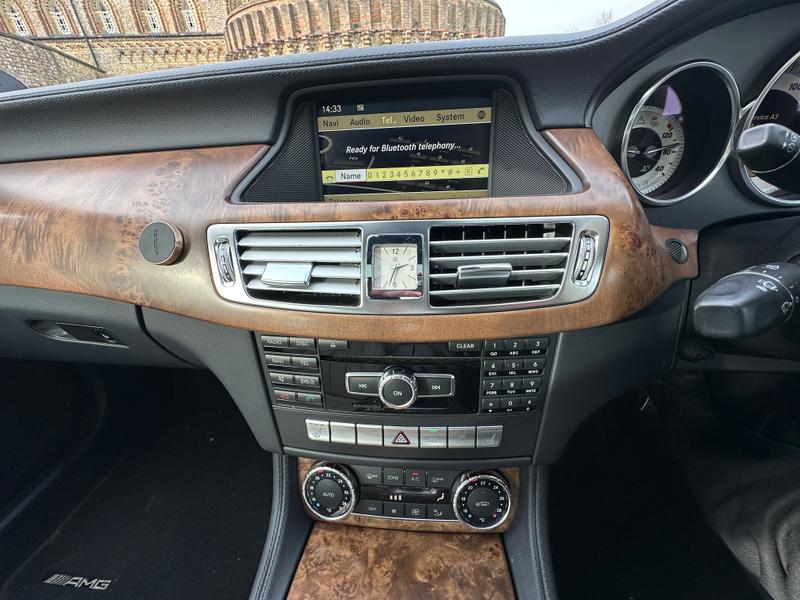 Used Mercedes-Benz CLS 2011 for sale - 77582137: Photo 22