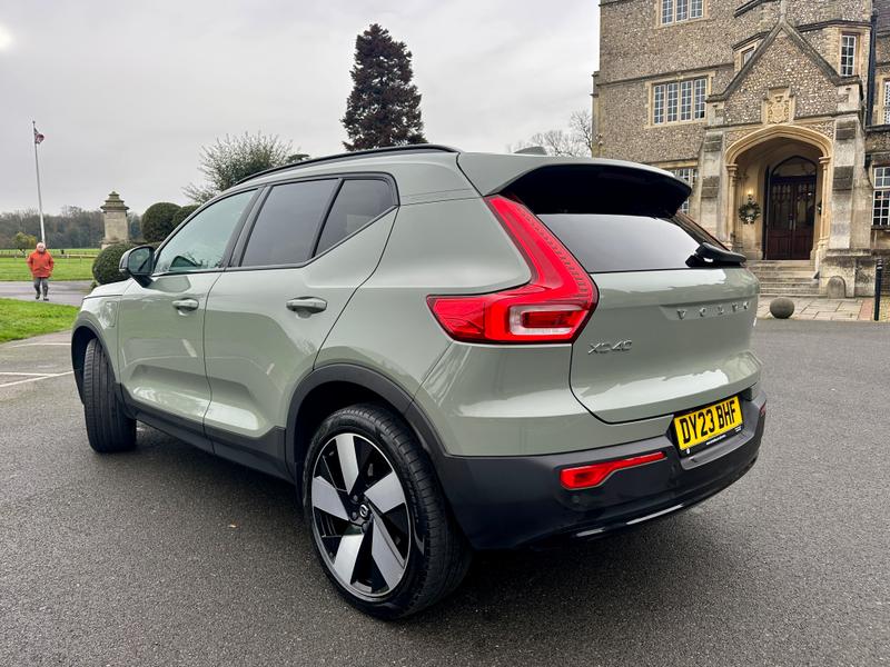Used Volvo XC40 2023 for sale - 76972091: Photo 15