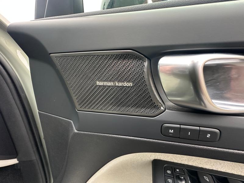 Used Volvo XC40 2023 for sale - 76972091: Photo 24