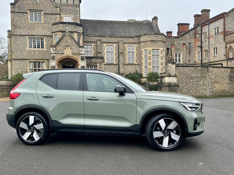 Used Volvo XC40 2023 for sale - 76972091: Photo 5