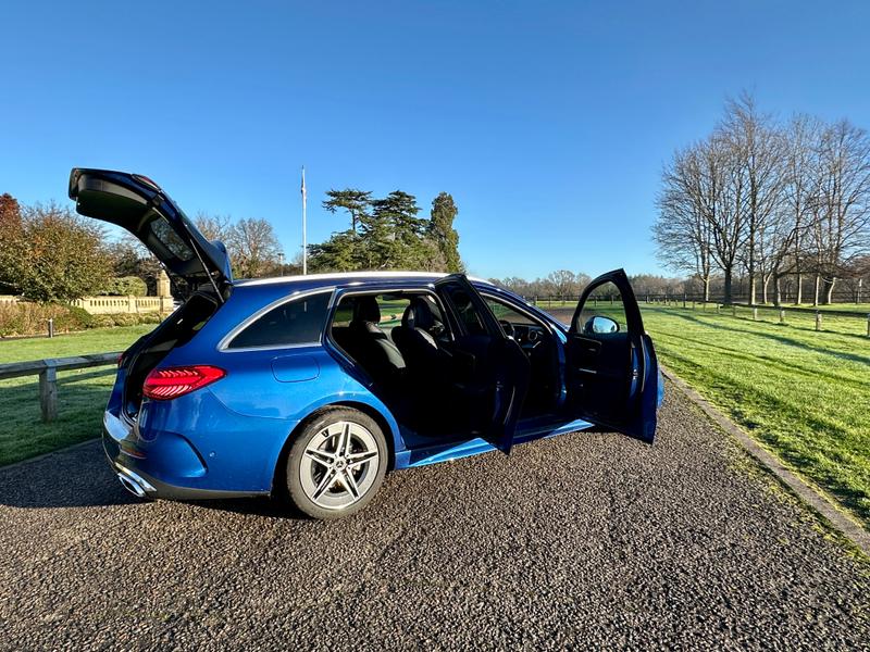 Used Mercedes-Benz C Class 2022 for sale - 76977400: Photo 14