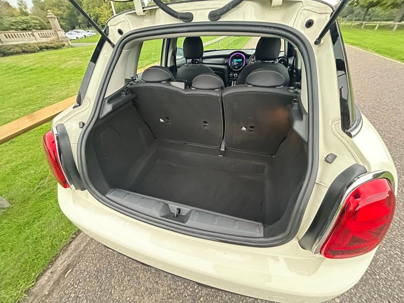 Used MINI Hatch 2020 for sale - 76089558: Photo 5