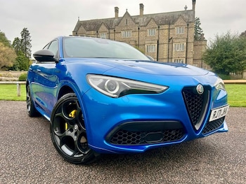 Used Alfa Romeo Stelvio 2022 for sale - 76273845: Photo 2