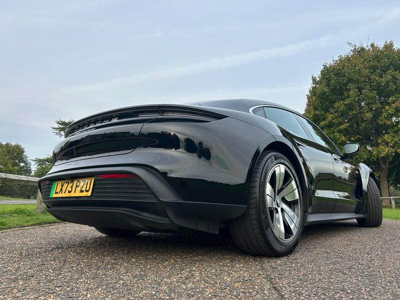 Used Porsche Taycan 2023 for sale - 76076757: Photo 12