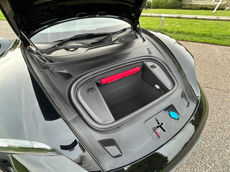 Used Porsche Taycan 2023 for sale - 76076757: Photo 25