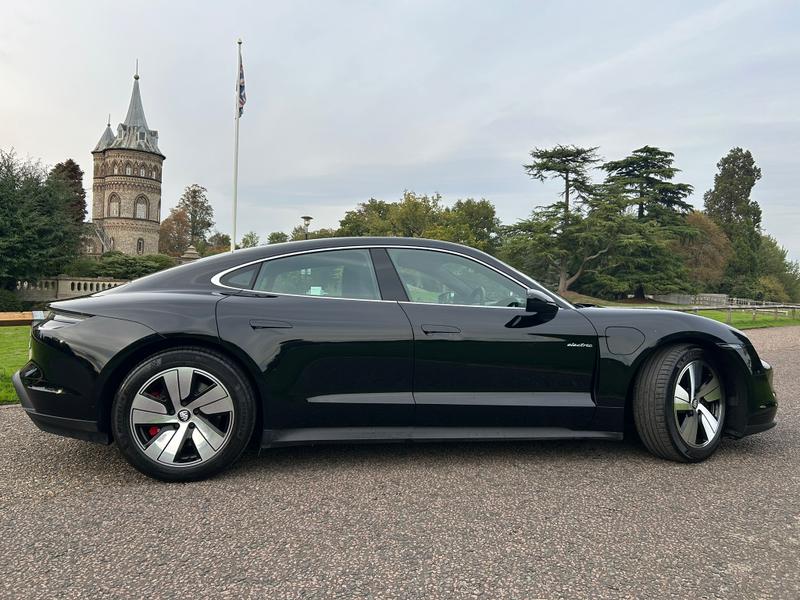 Used Porsche Taycan 2023 for sale - 76076757: Photo 9