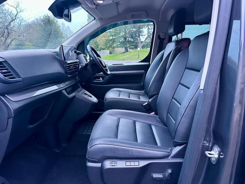 Used Peugeot e-Traveller 2025 for sale - 78042931: Photo 11