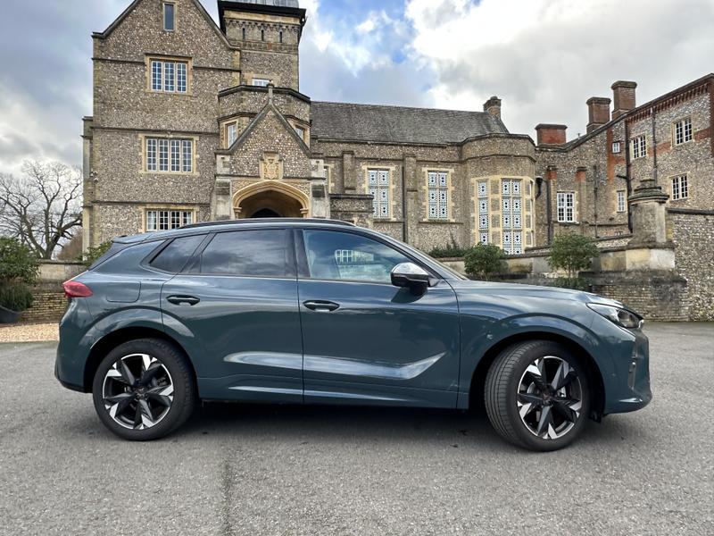 Used Cupra Terramar 2025 for sale - 77570670: Photo 4