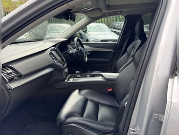 Used Volvo XC90 2023 for sale - 78277289: Photo